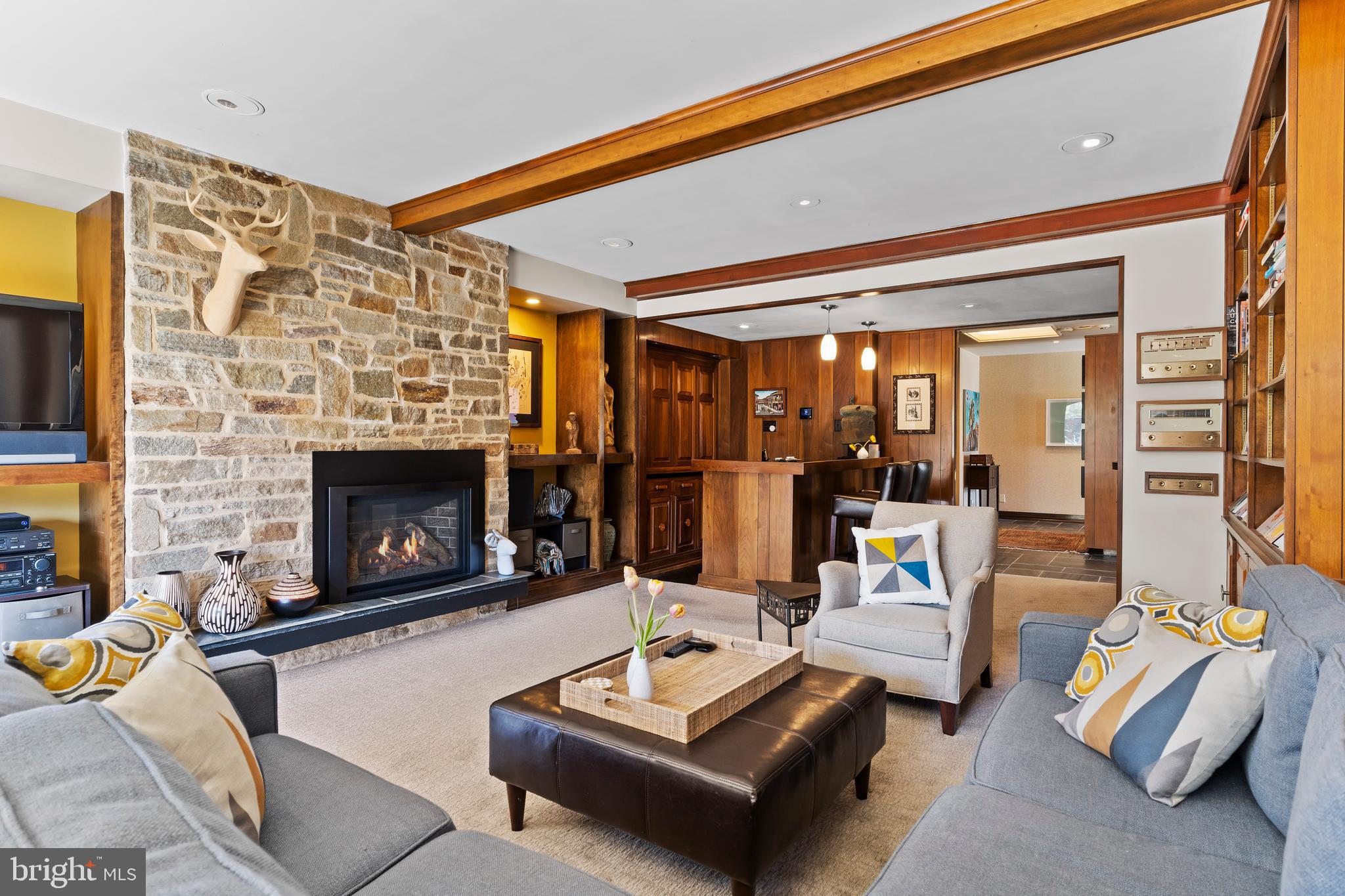 ITALIAN LAKE - Residential