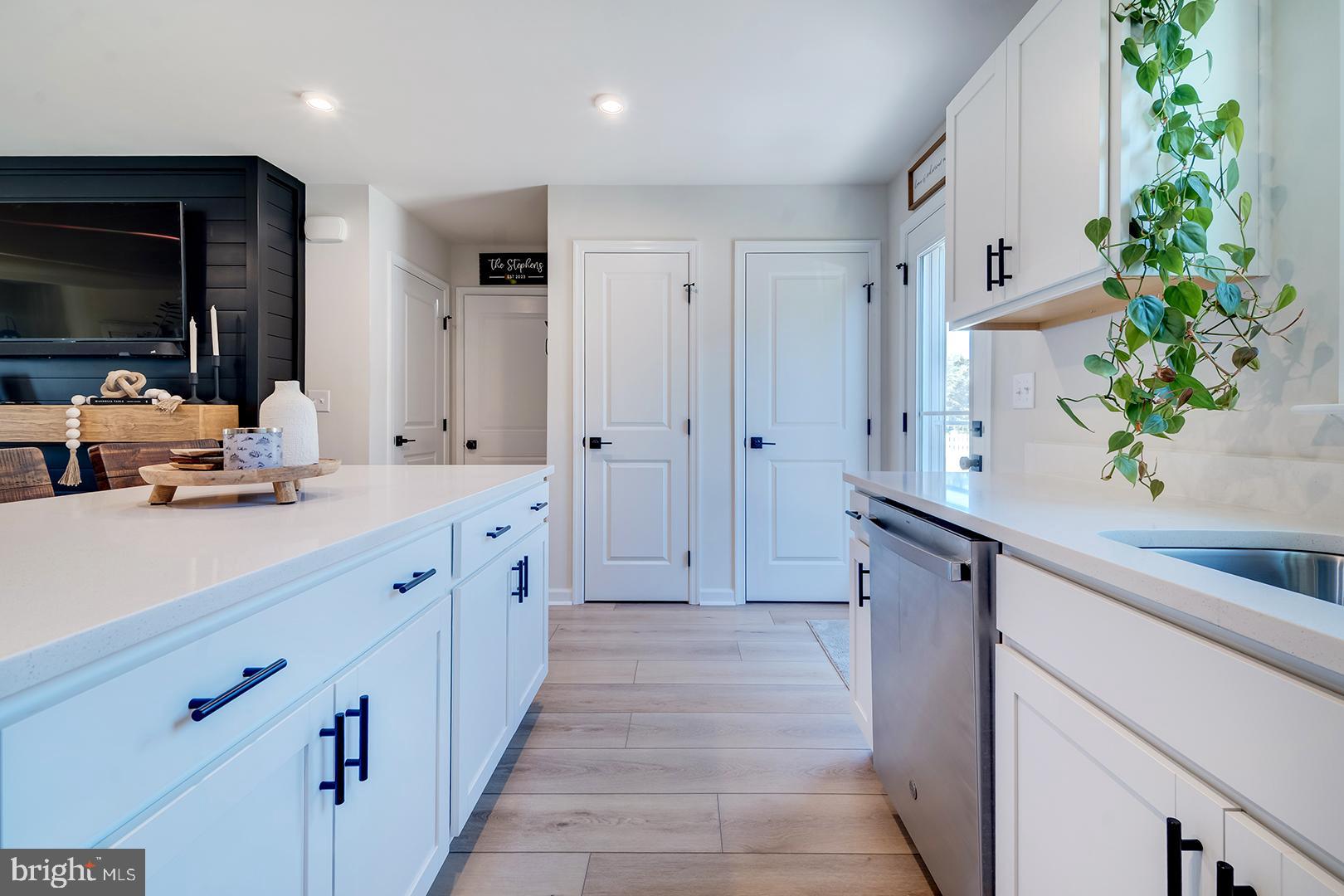 28030 STARFISH COURT