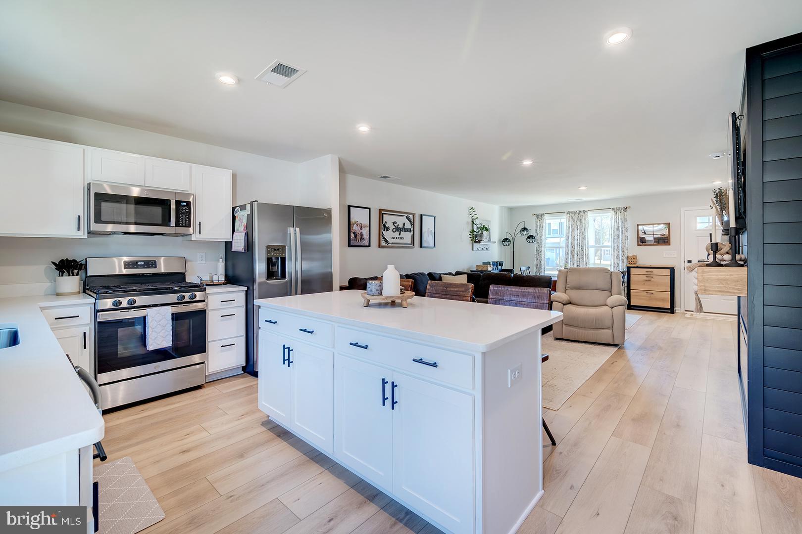 28030 STARFISH COURT