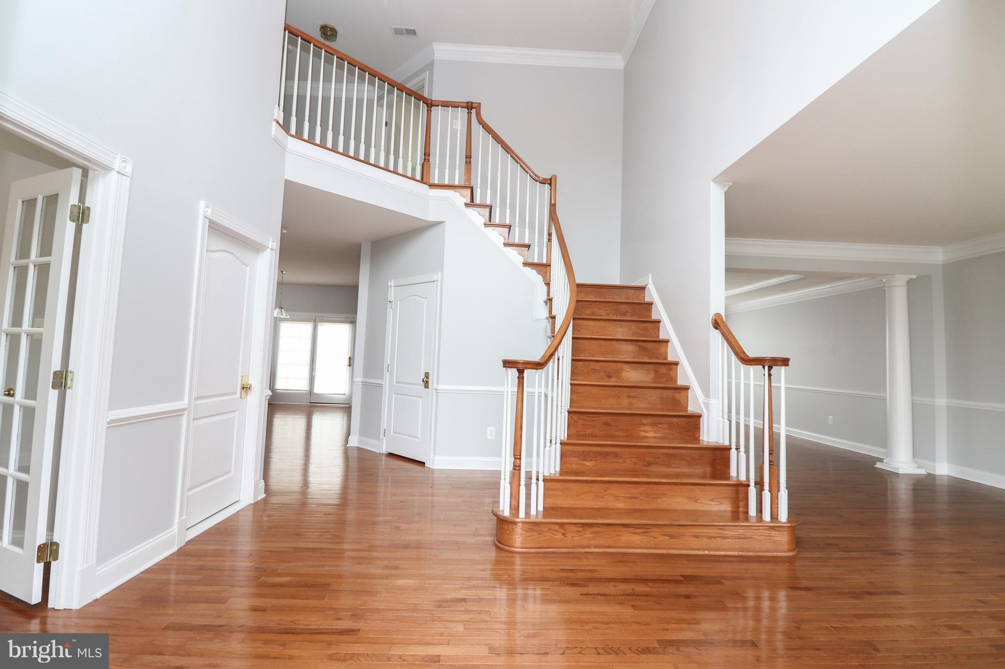 SOUTH RIDING - Residential