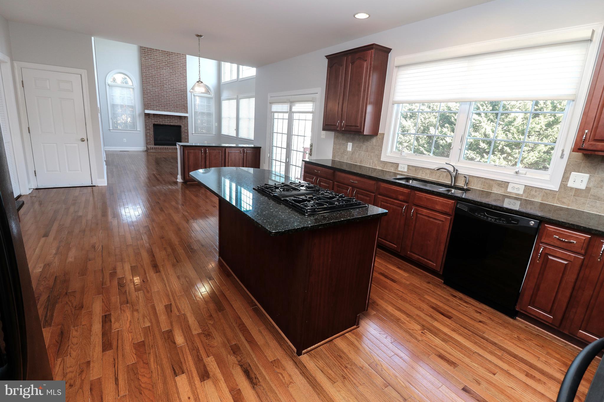 SOUTH RIDING - Residential