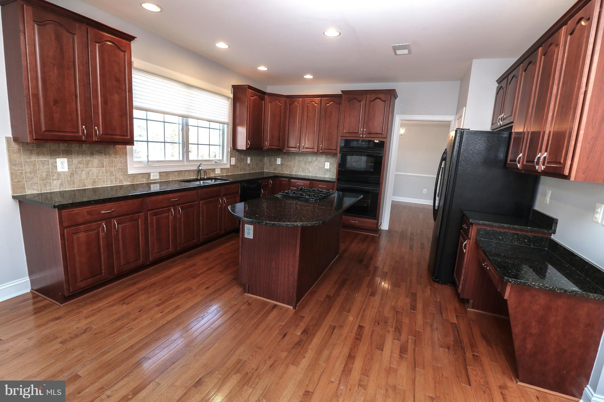 SOUTH RIDING - Residential