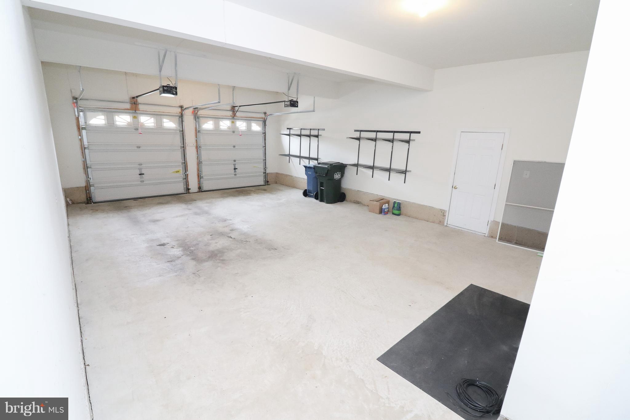 SOUTH RIDING - Residential