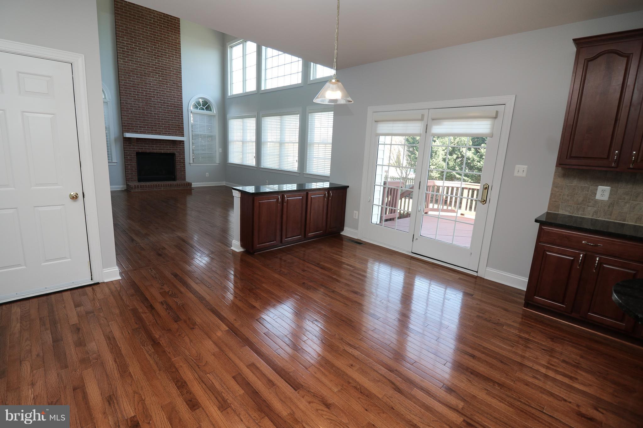 SOUTH RIDING - Residential