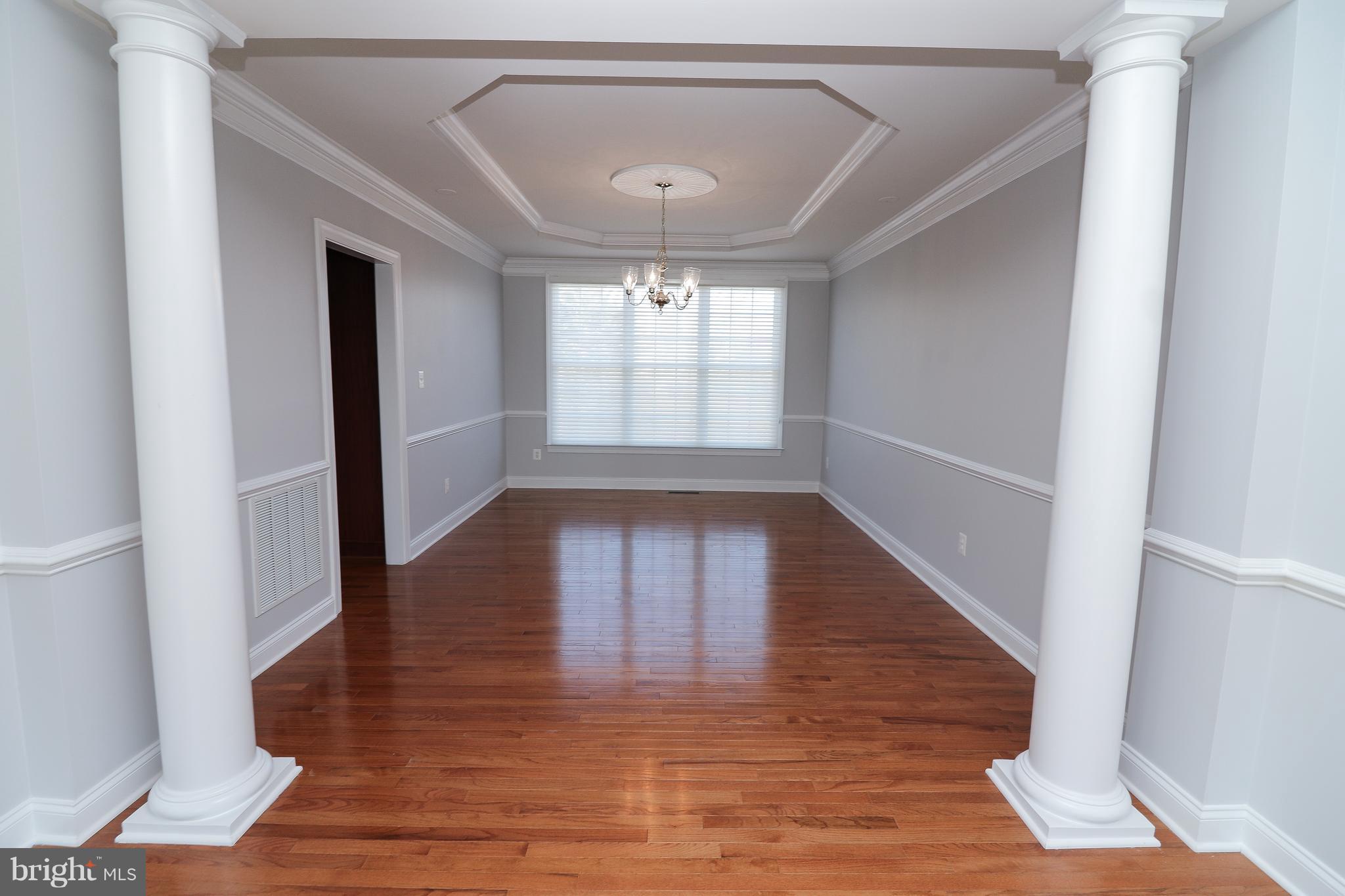 SOUTH RIDING - Residential