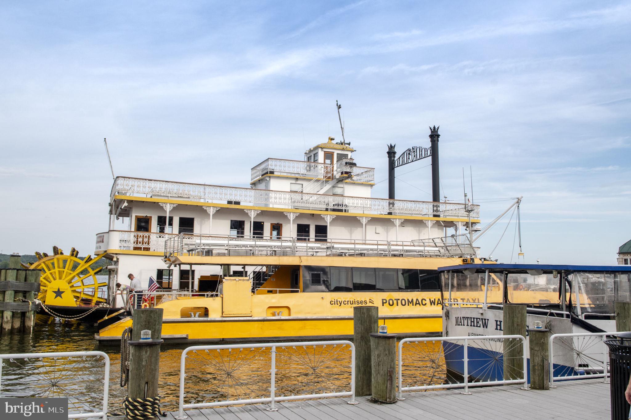 OLD TOWN ALEXANDRIA - Residential