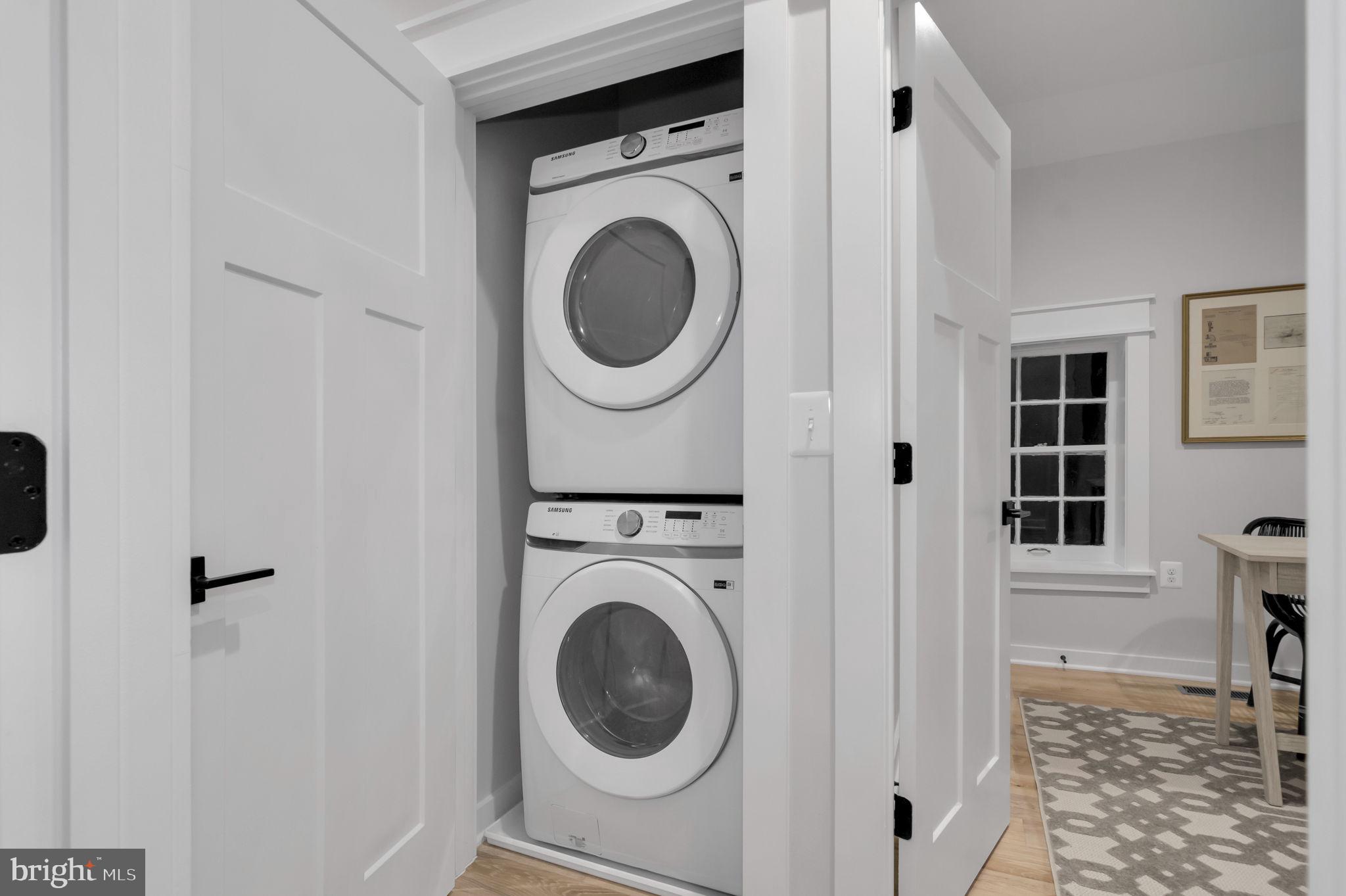 OLD TOWN ALEXANDRIA - Residential