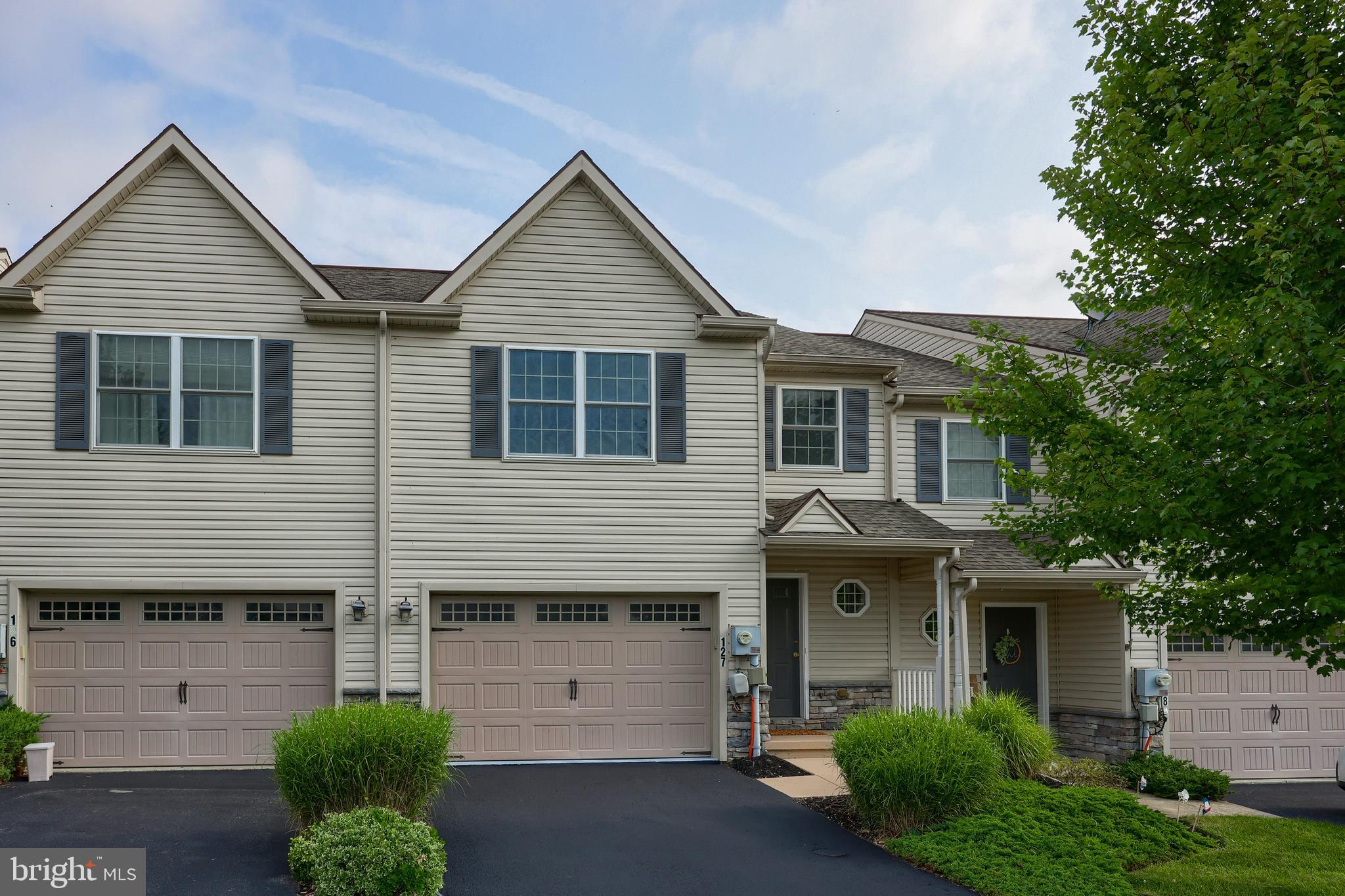 SOUTHERN VILLAGE - Residential