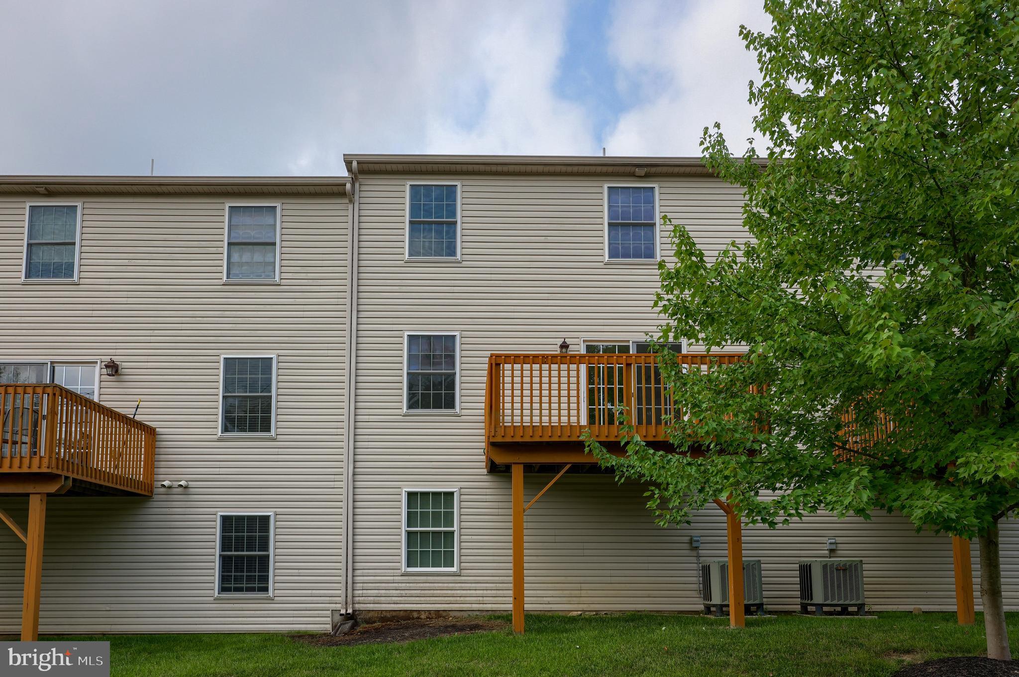 SOUTHERN VILLAGE - Residential