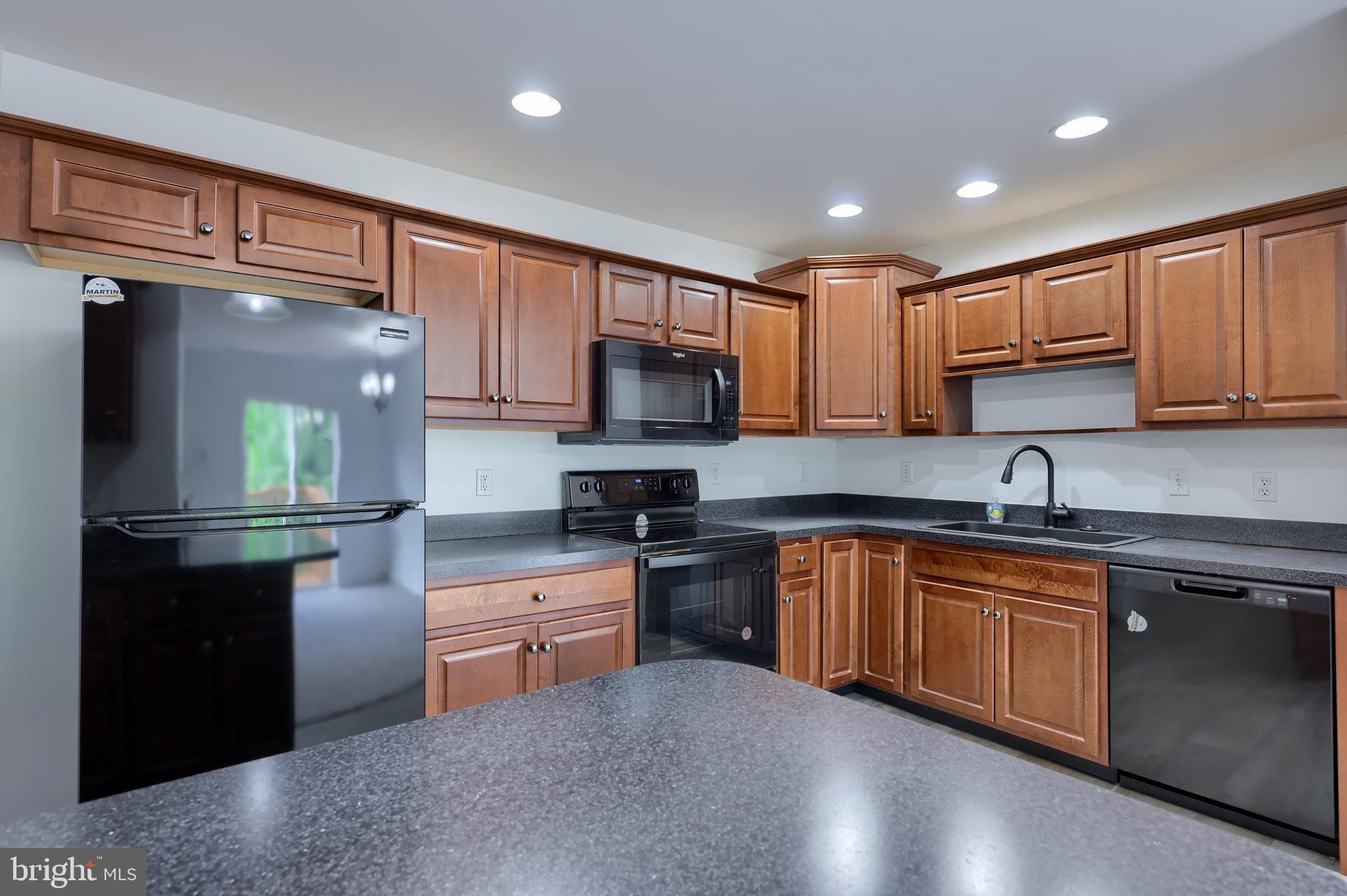 SOUTHERN VILLAGE - Residential