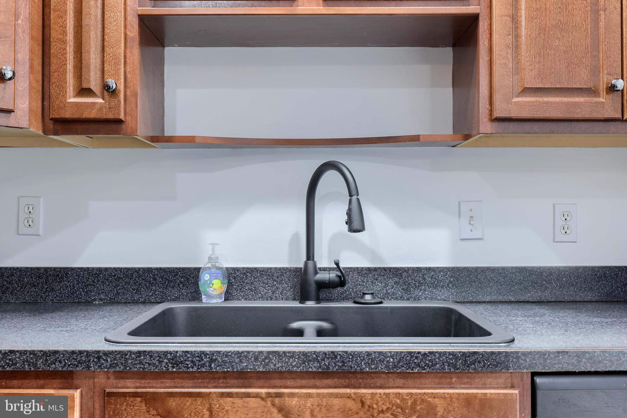 SOUTHERN VILLAGE - Residential