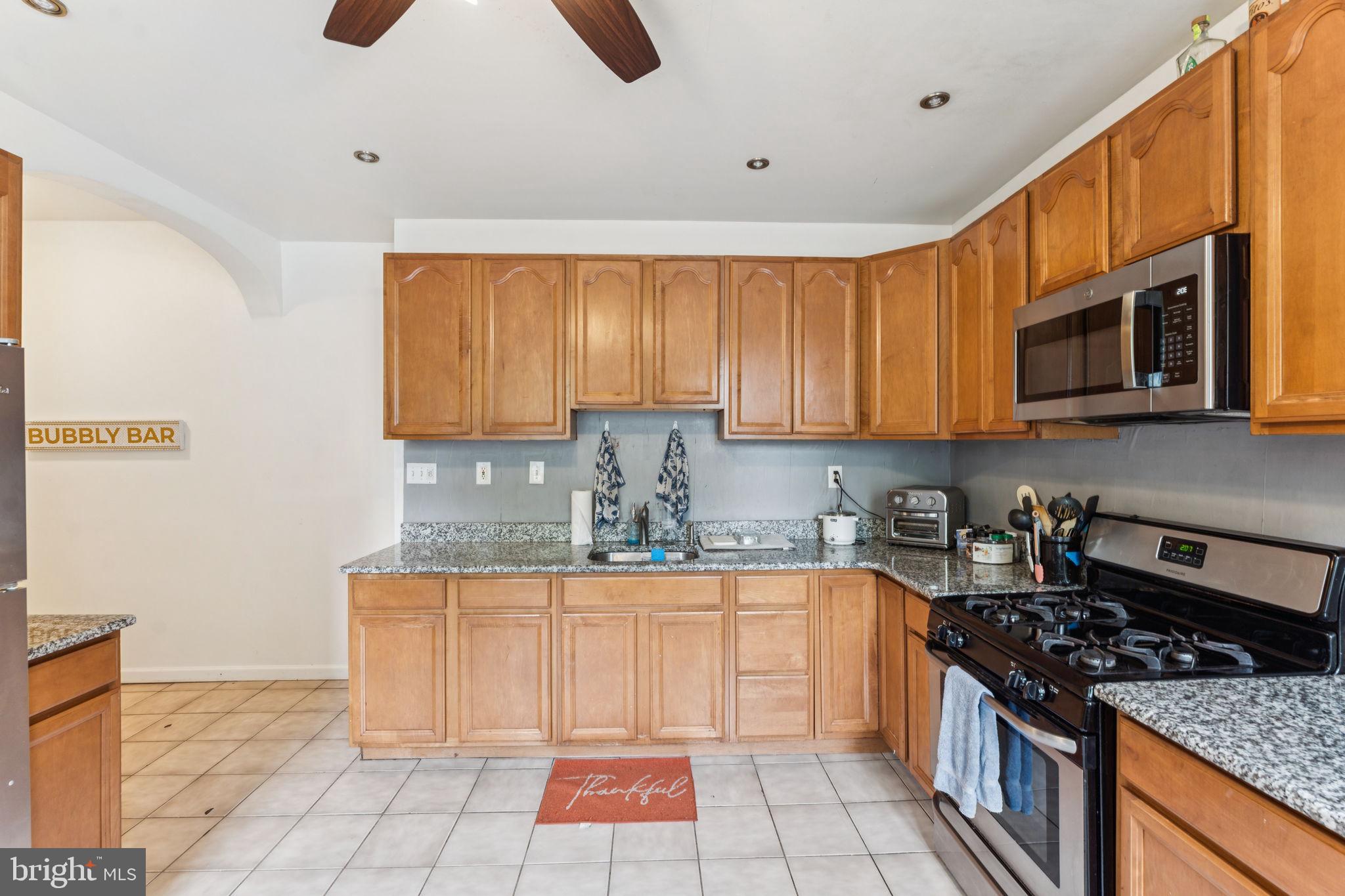 POWELTON VILLAGE - Residential