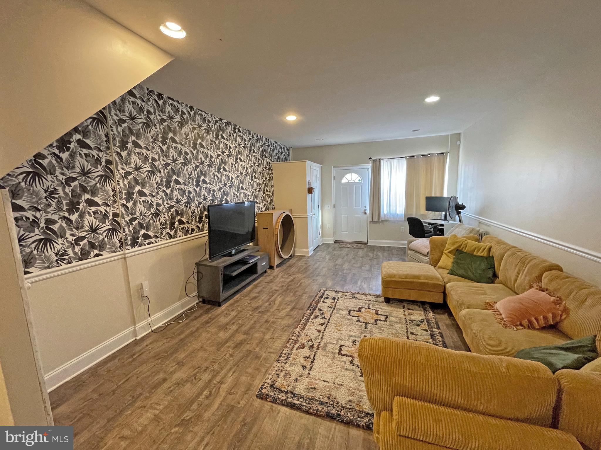 HIGHLANDTOWN - Residential