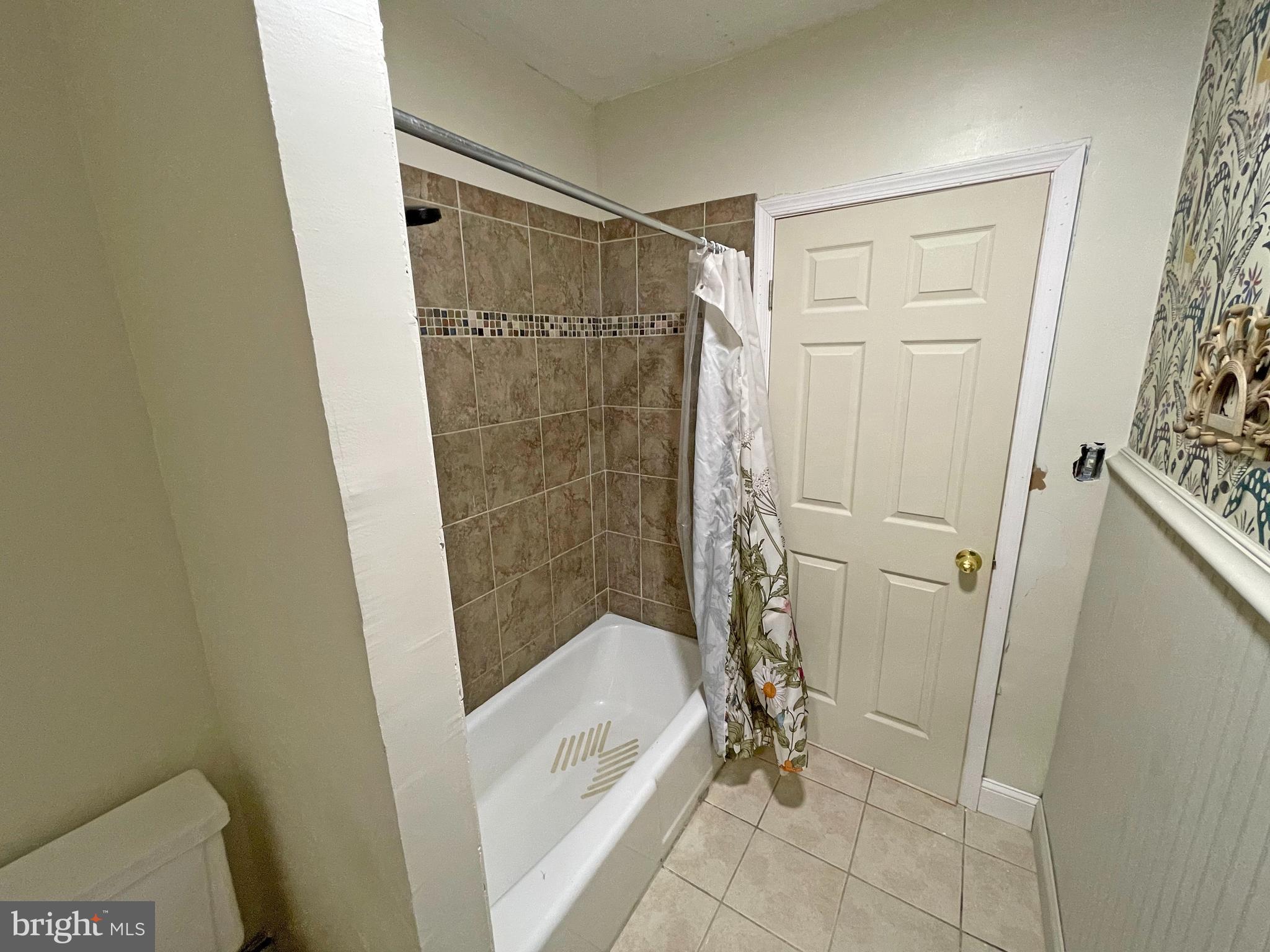 HIGHLANDTOWN - Residential