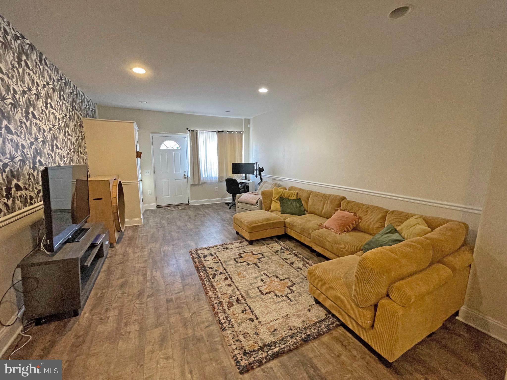 HIGHLANDTOWN - Residential