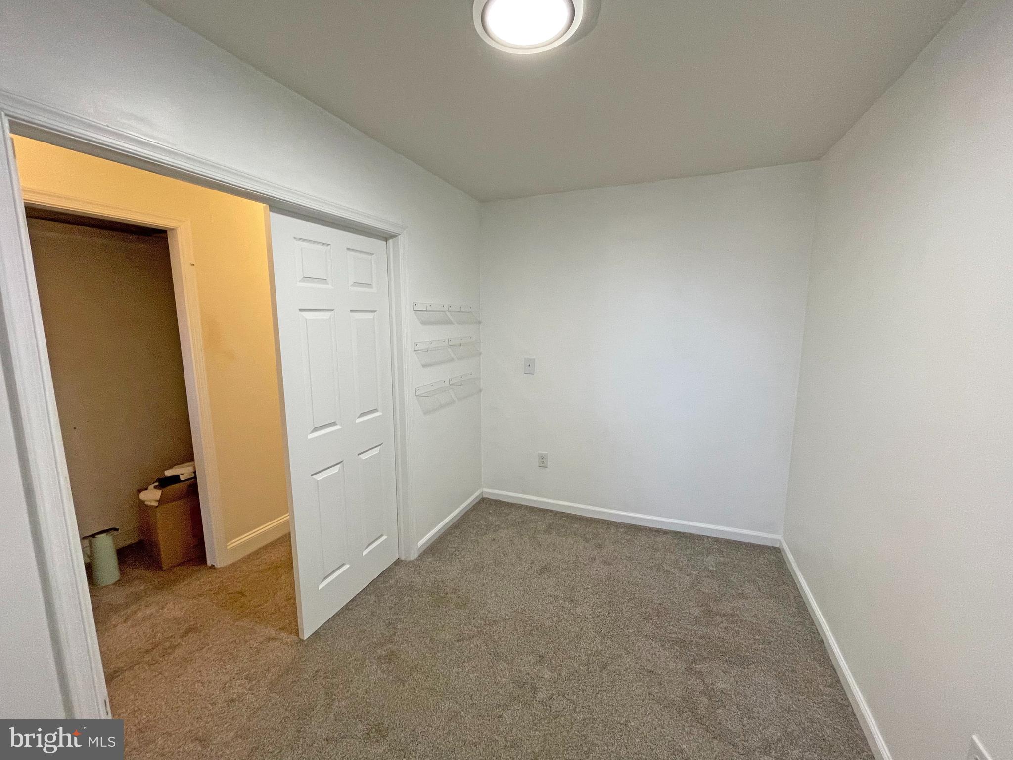HIGHLANDTOWN - Residential