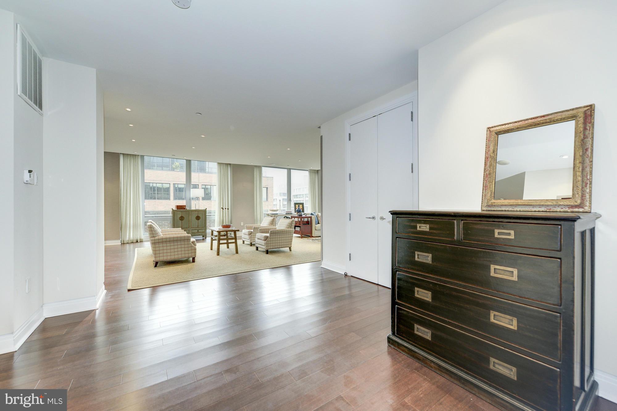 GEORGETOWN - Residential