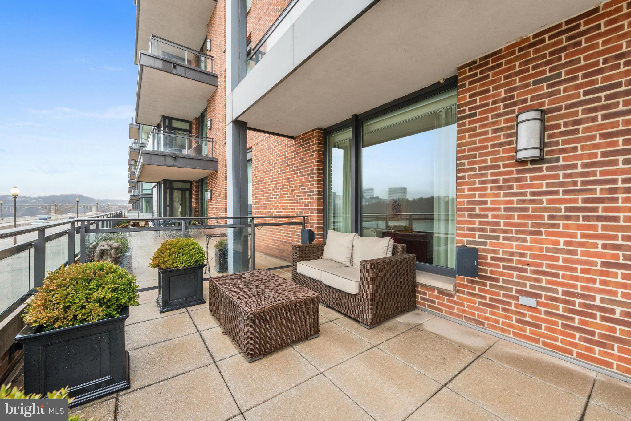 GEORGETOWN - Residential