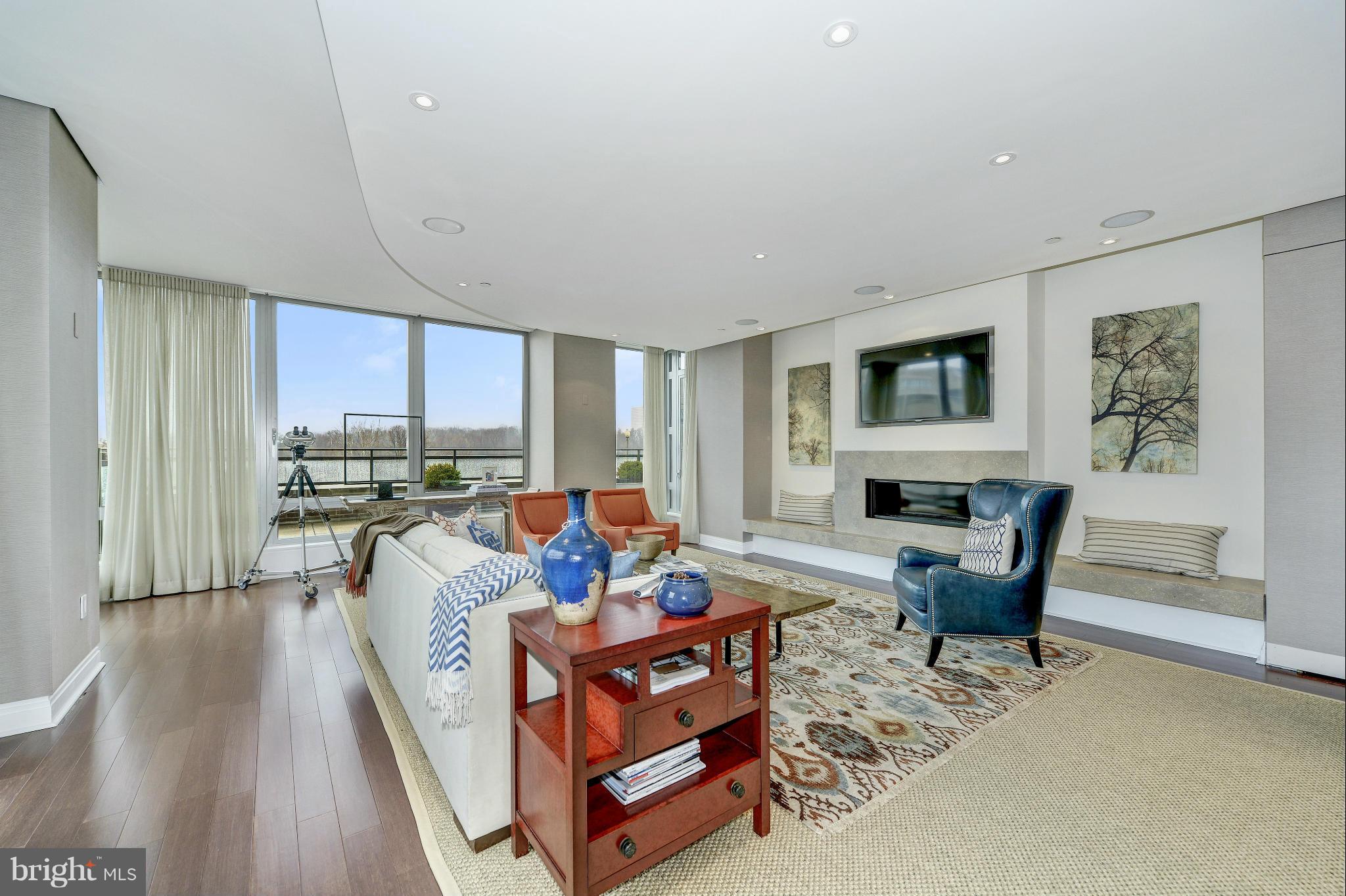GEORGETOWN - Residential