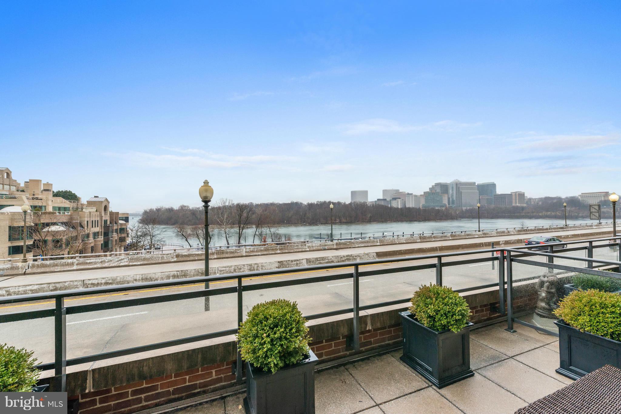 GEORGETOWN - Residential