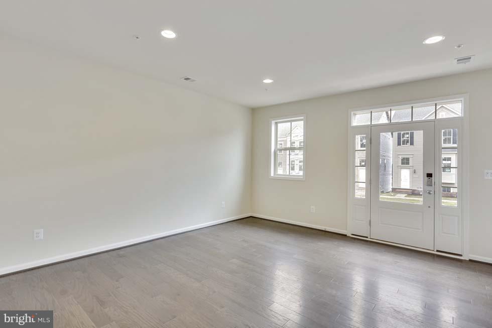 CABIN BRANCH - Residential