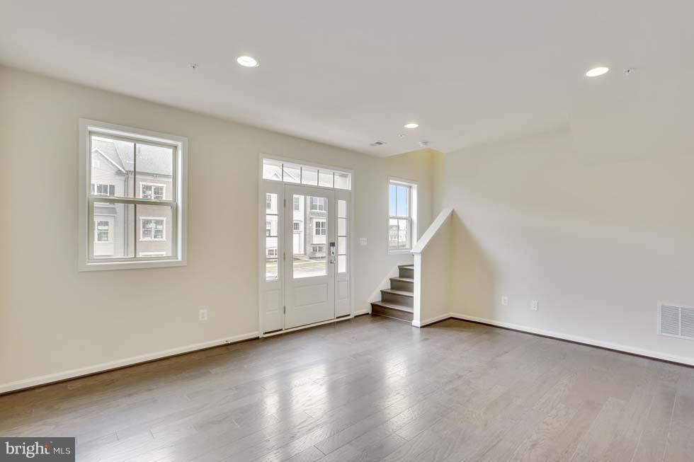 CABIN BRANCH - Residential