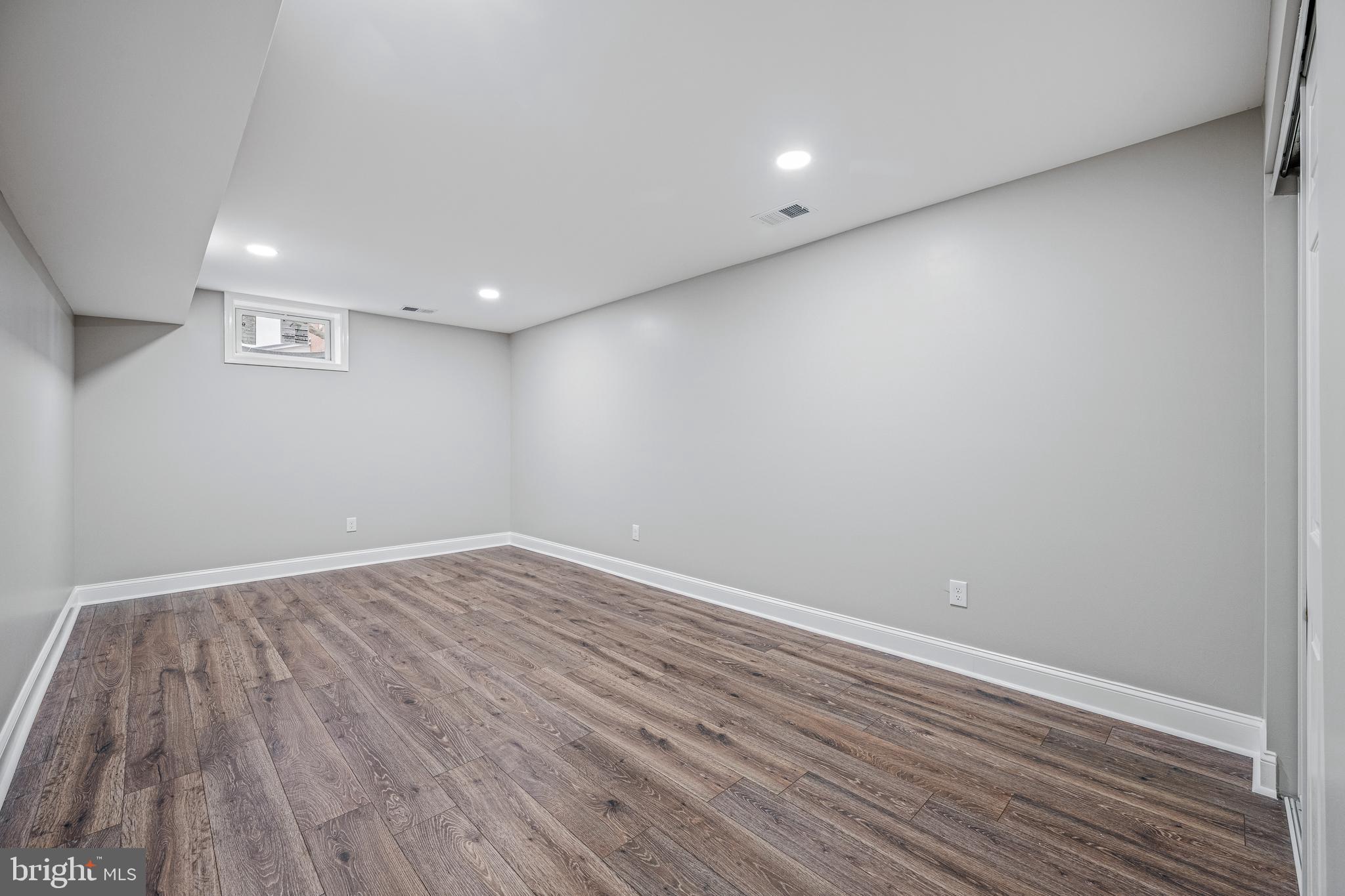 HAGERSTOWN - Residential