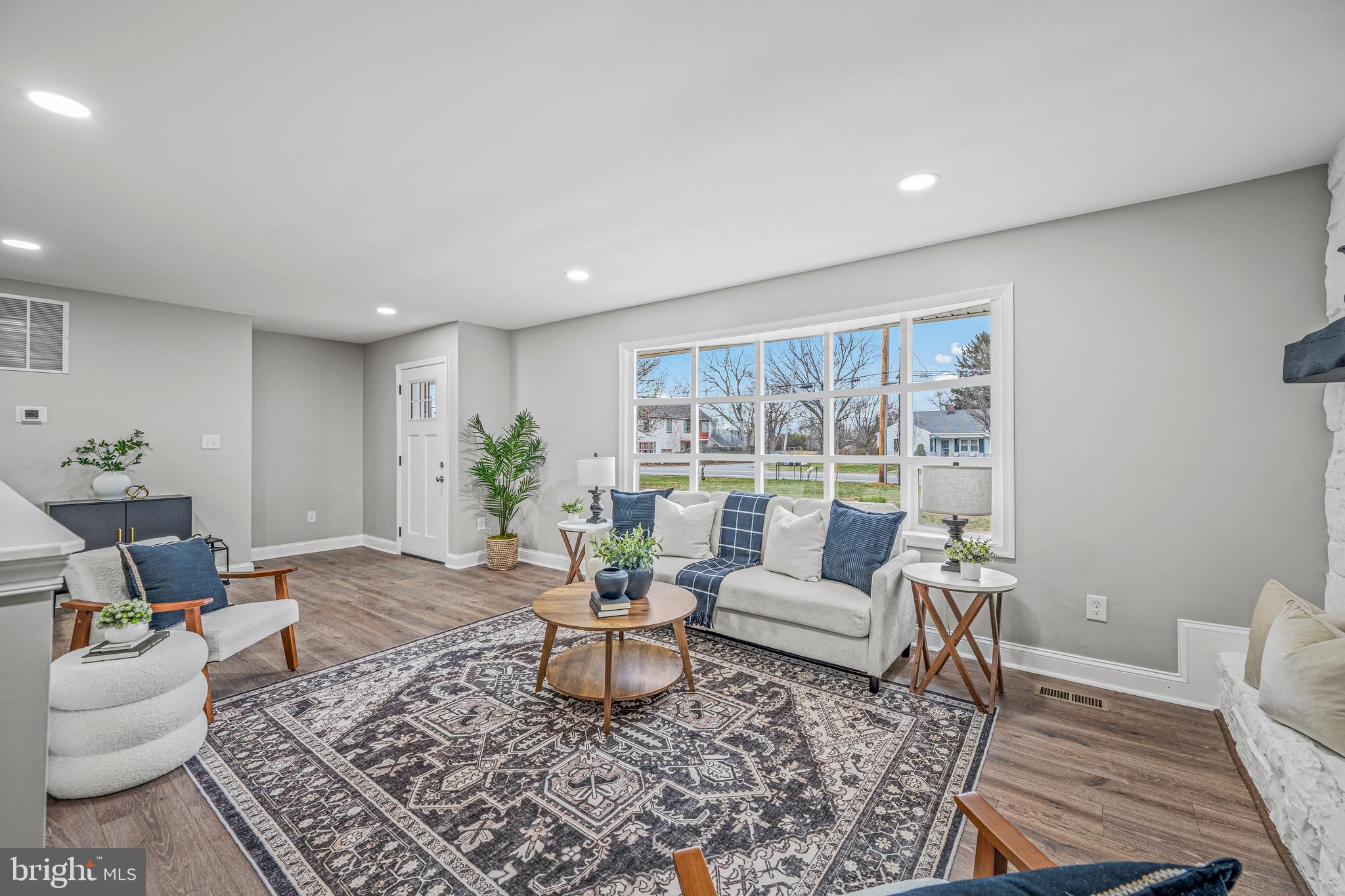 HAGERSTOWN - Residential