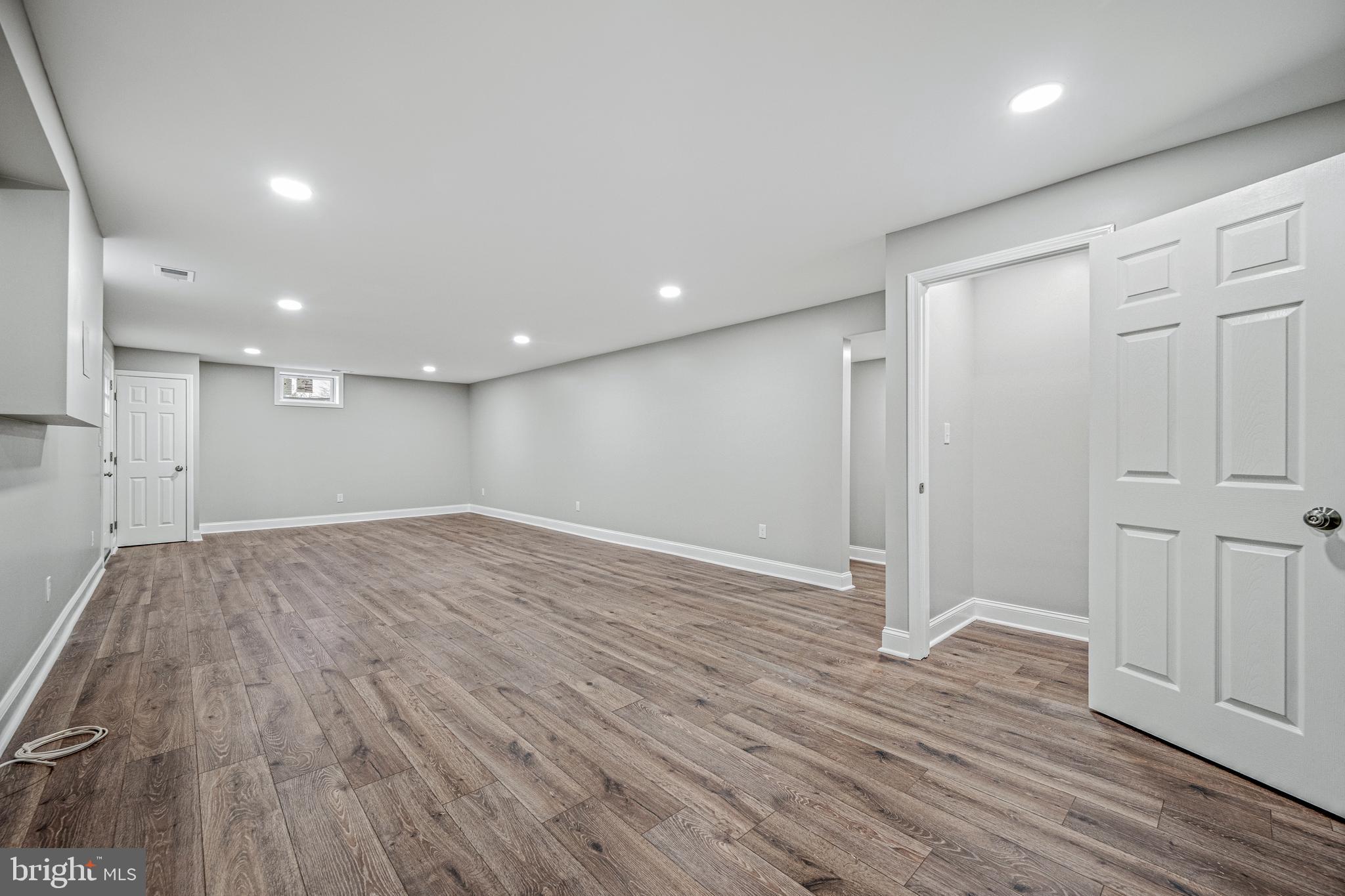 HAGERSTOWN - Residential