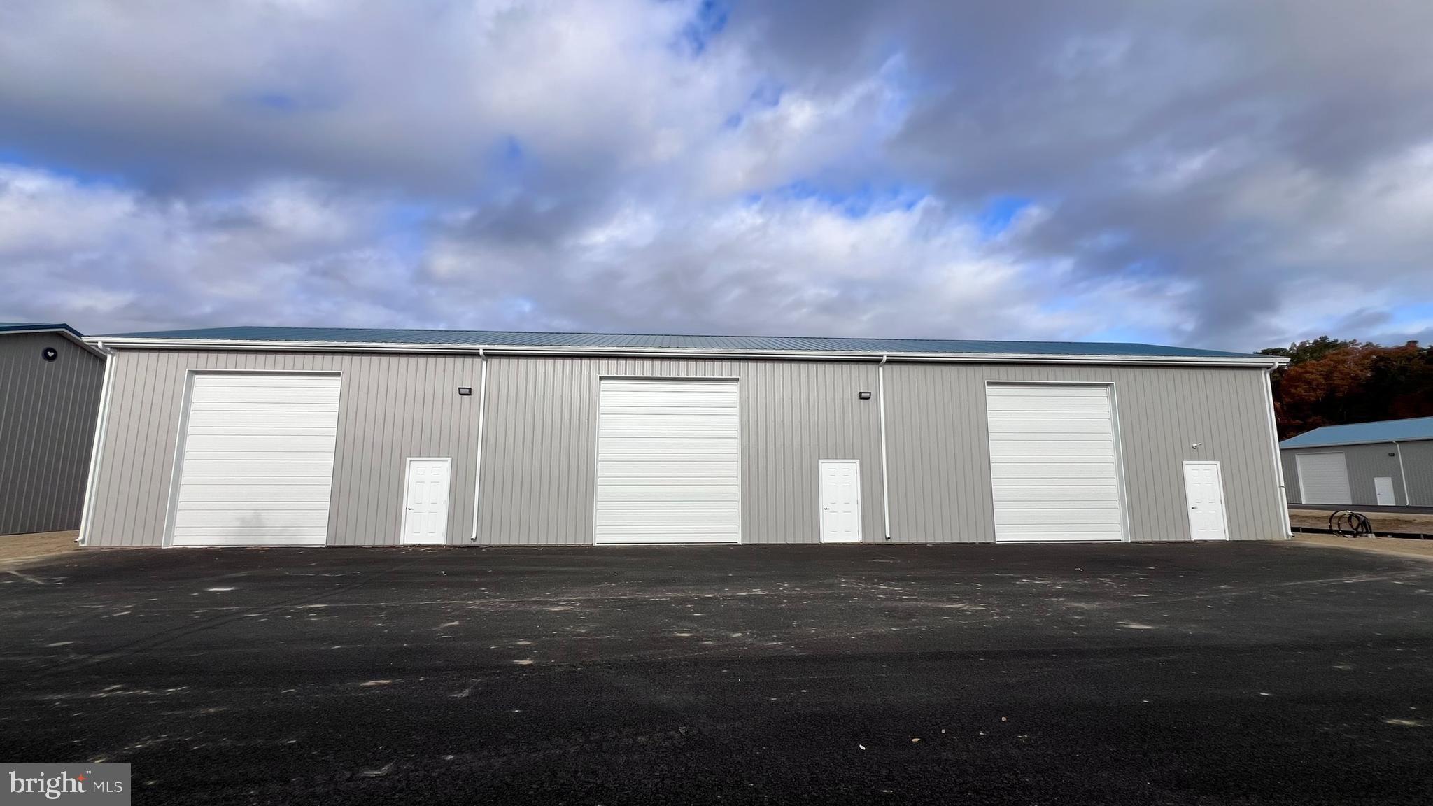 16727 COASTAL HIGHWAY