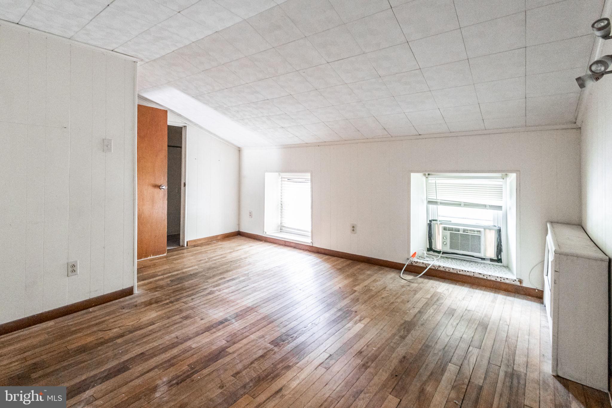 MANAYUNK - Residential