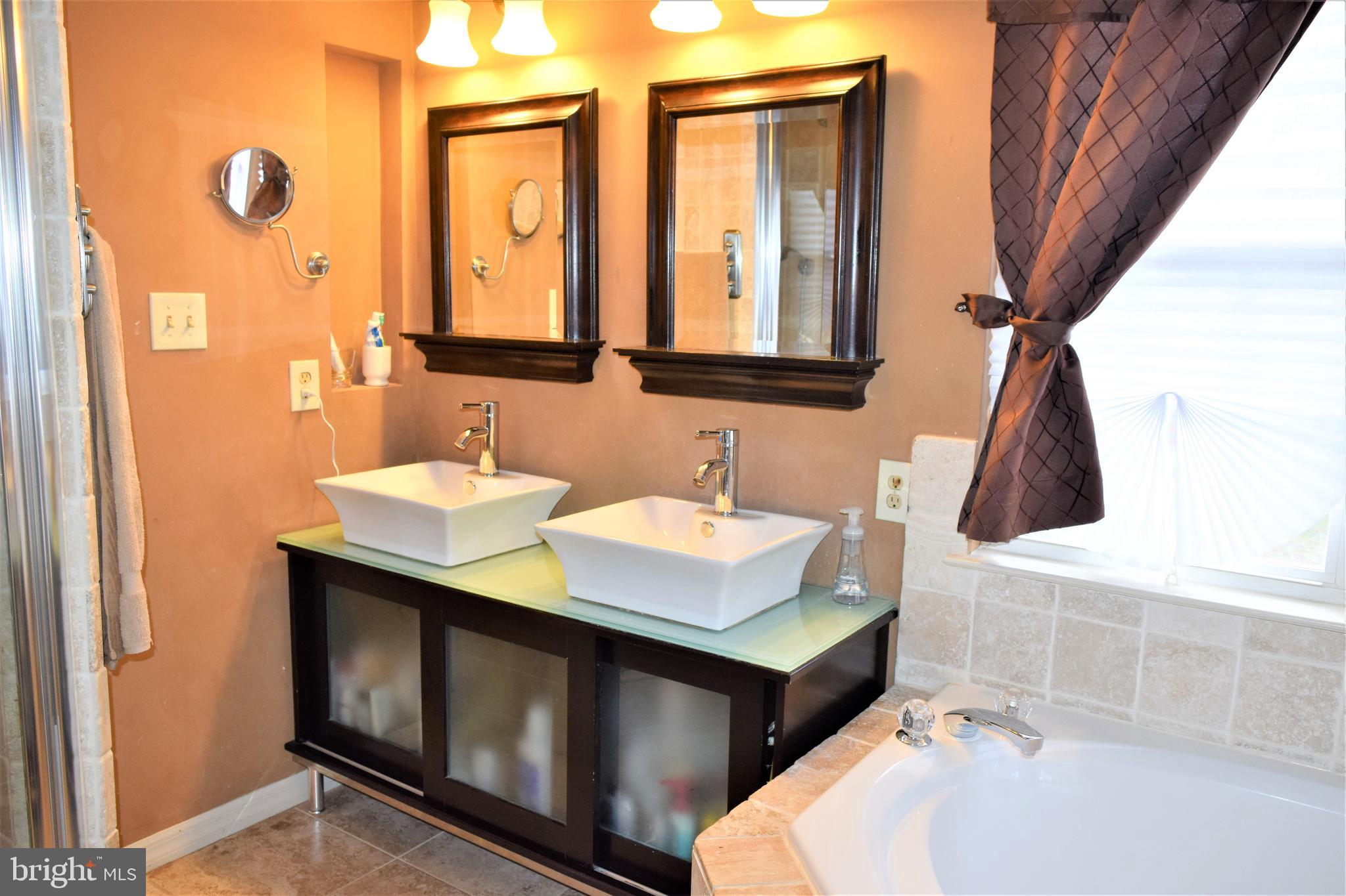 MARLTON TOWN CENTER - Residential