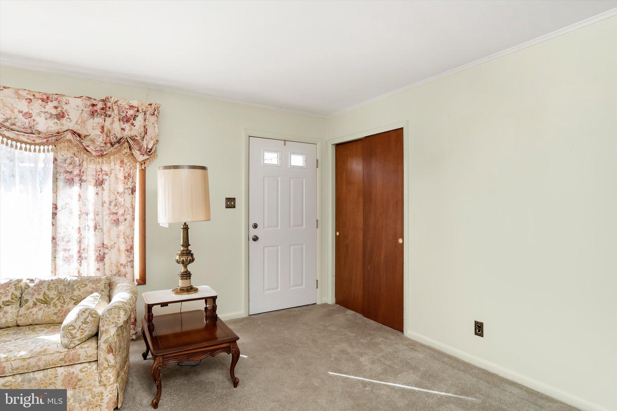 1194 YARDVILLE ALLENTOWN ROAD