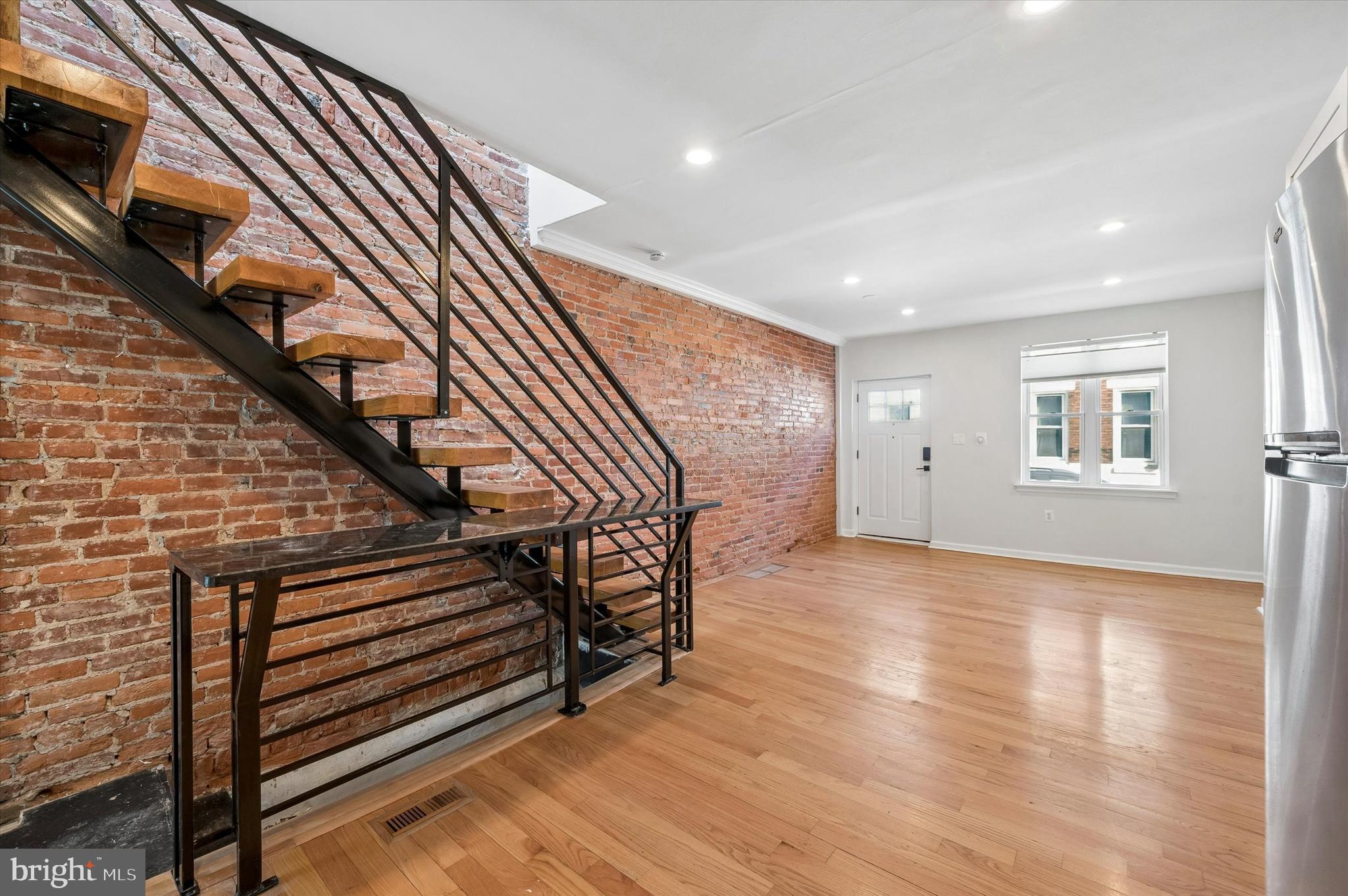 POINT BREEZE - Residential