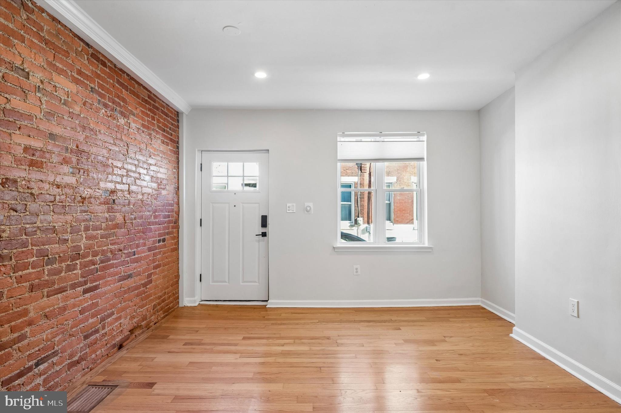 POINT BREEZE - Residential