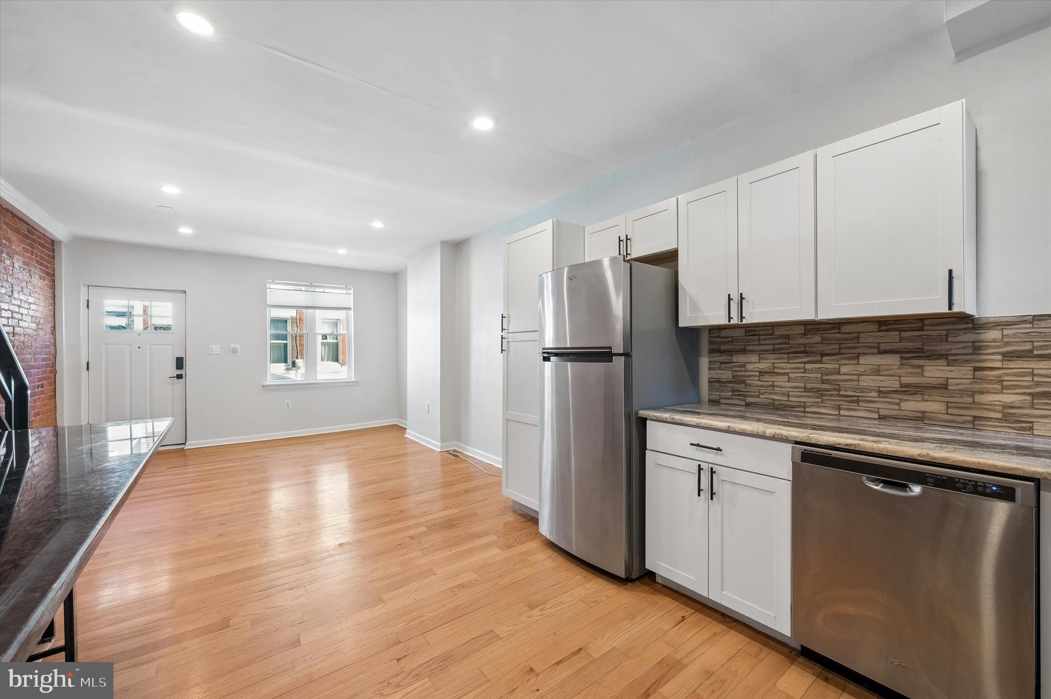 POINT BREEZE - Residential