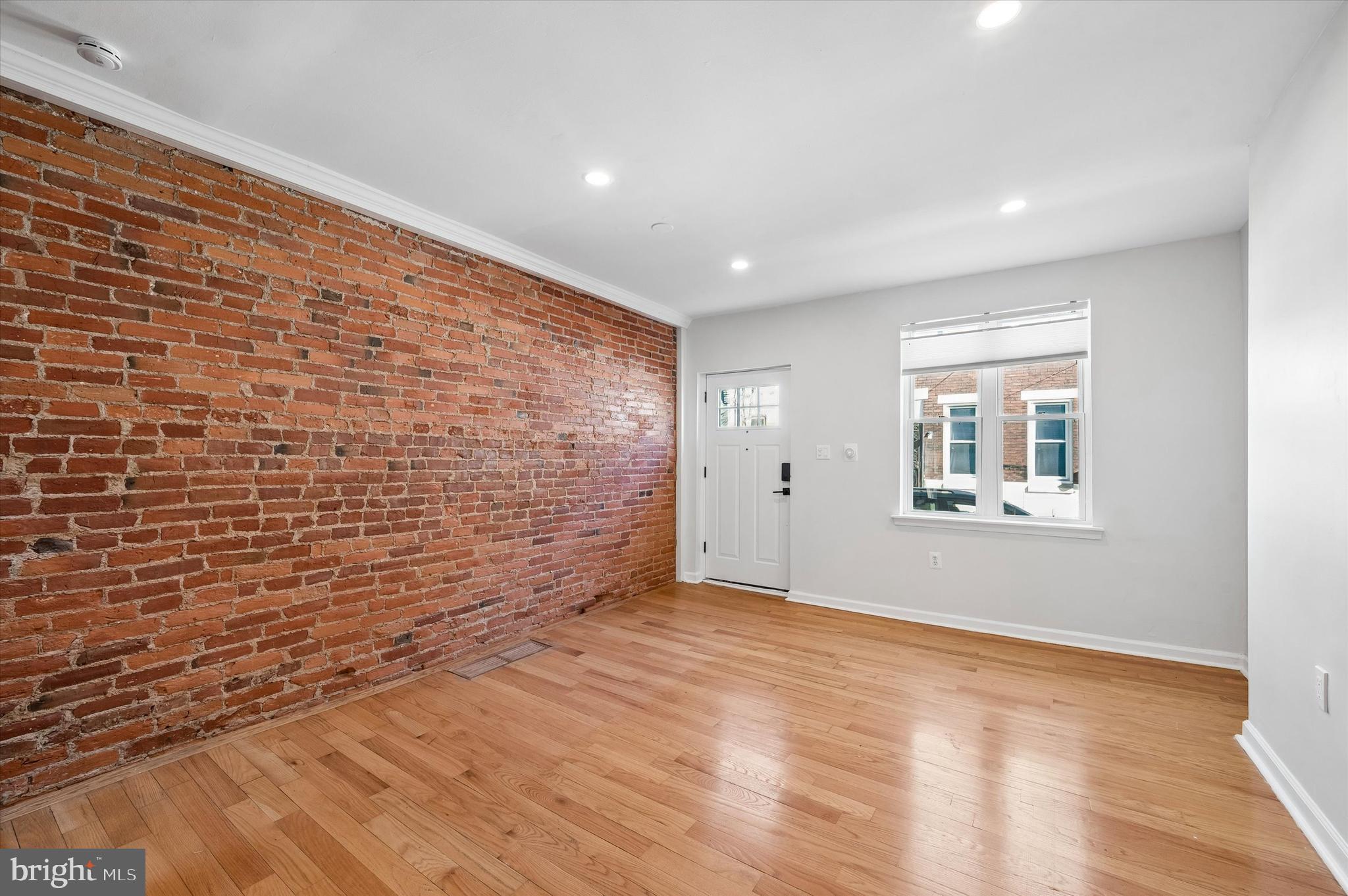 POINT BREEZE - Residential