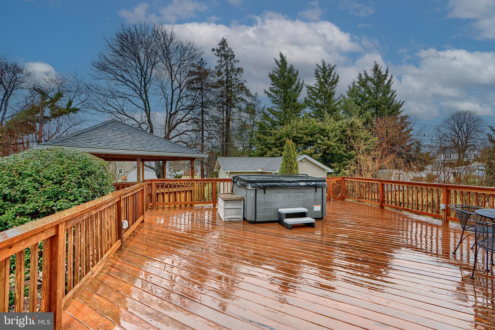 YORKSHIRE - Residential Lease