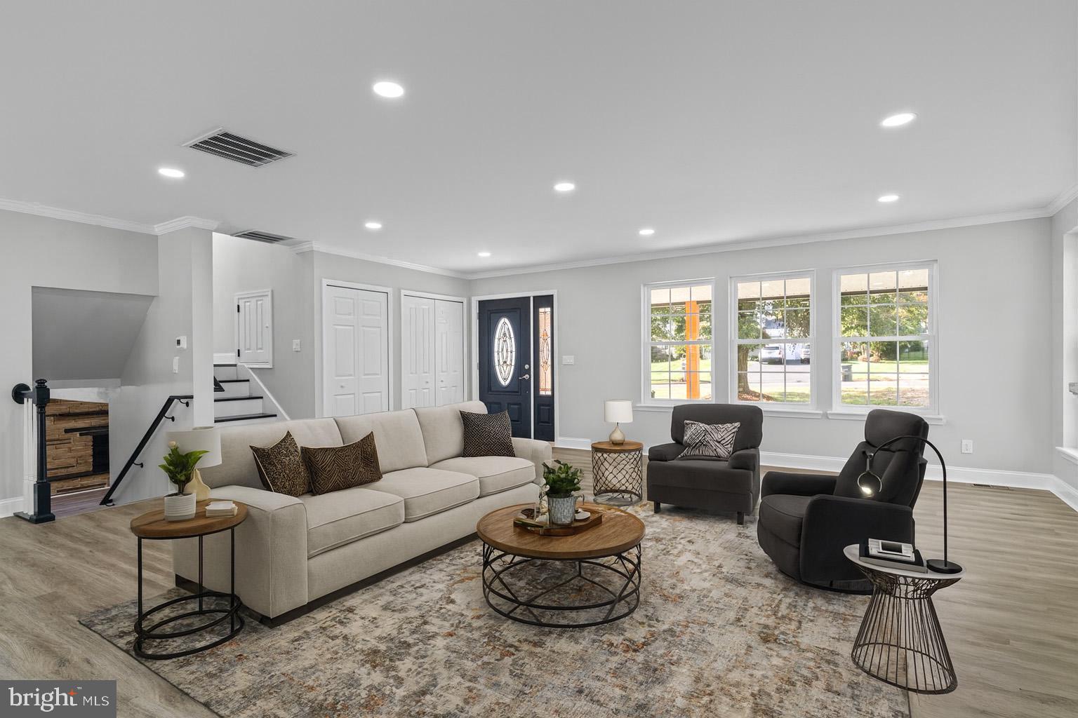 CHURCHVILLE MANOR - Residential