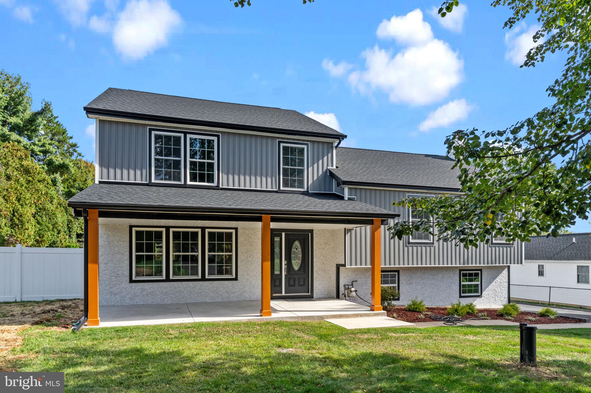 CHURCHVILLE MANOR - Residential