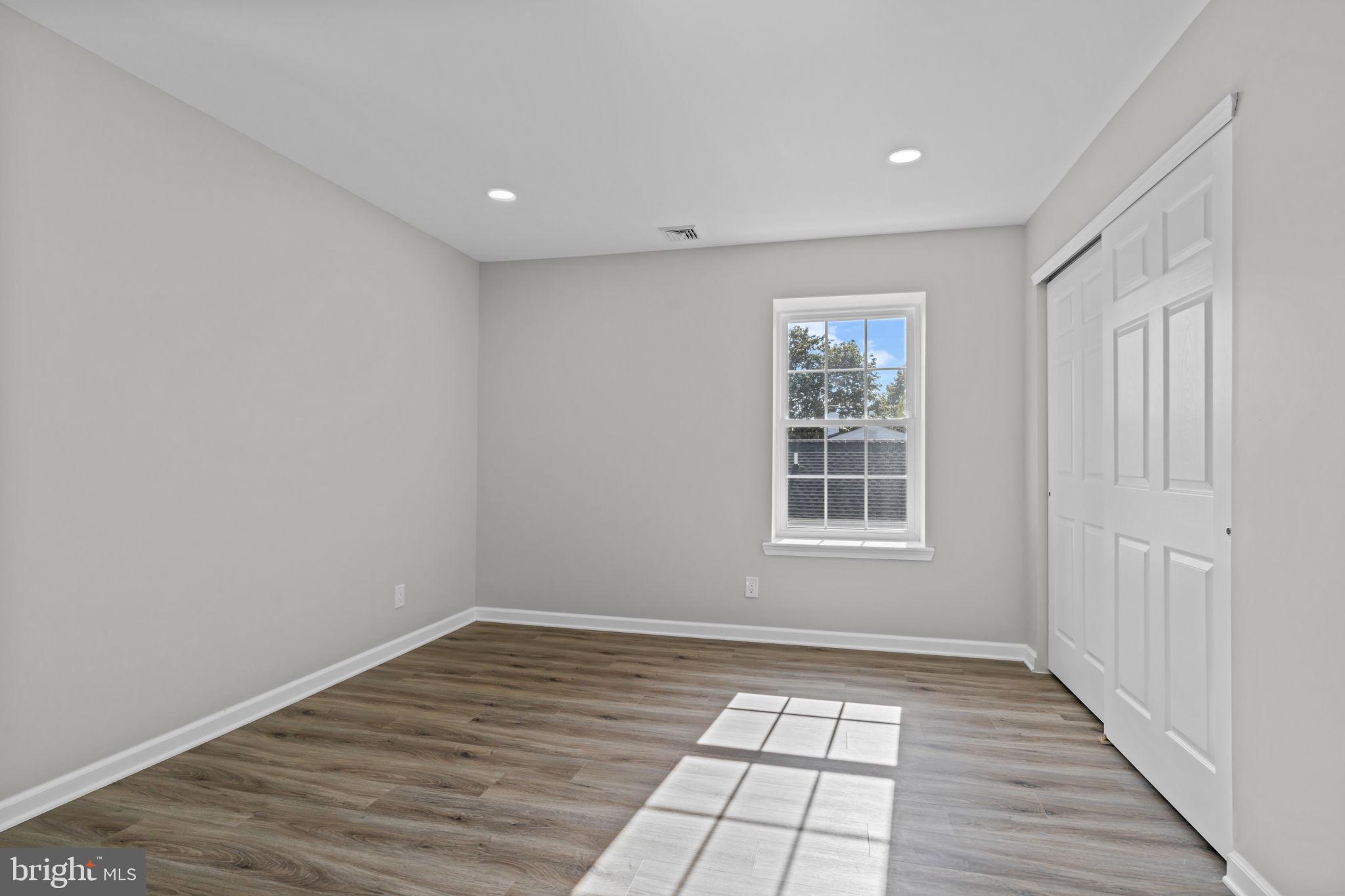 CHURCHVILLE MANOR - Residential