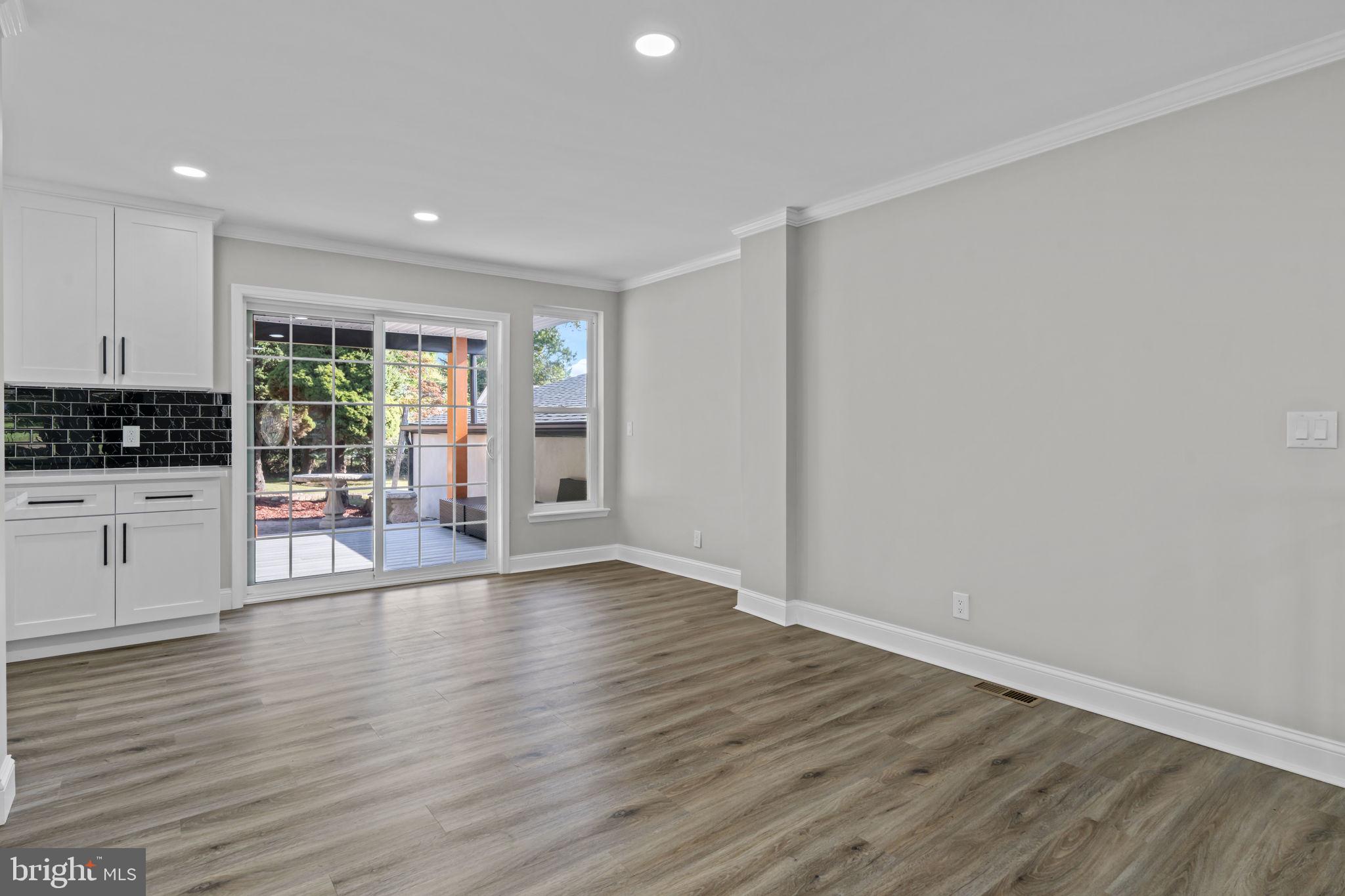 CHURCHVILLE MANOR - Residential