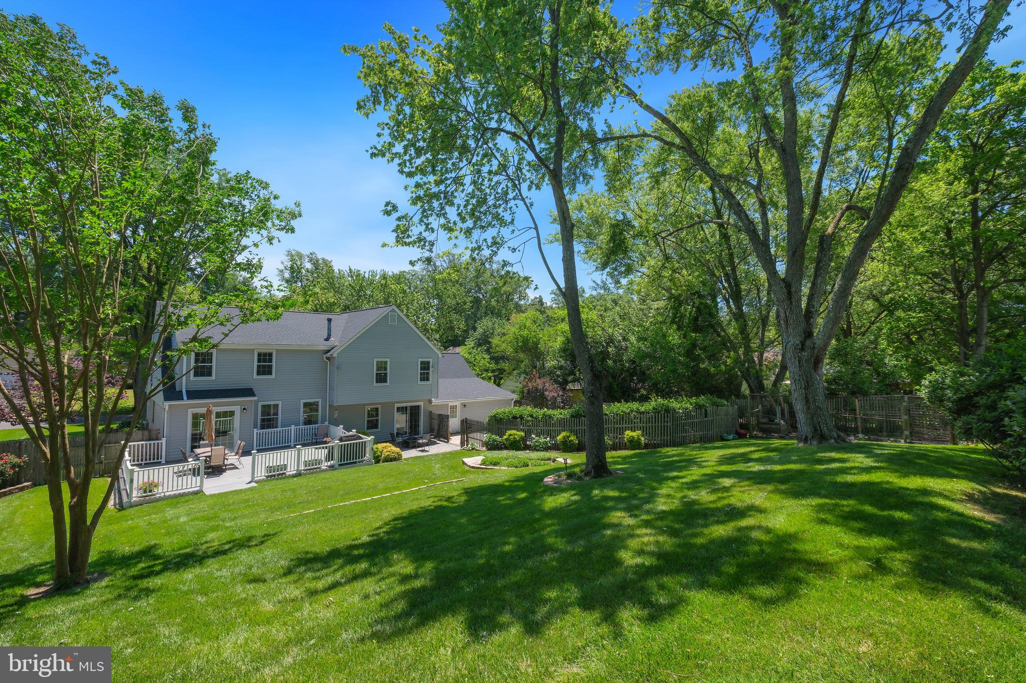 13716 LOCKDALE ROAD