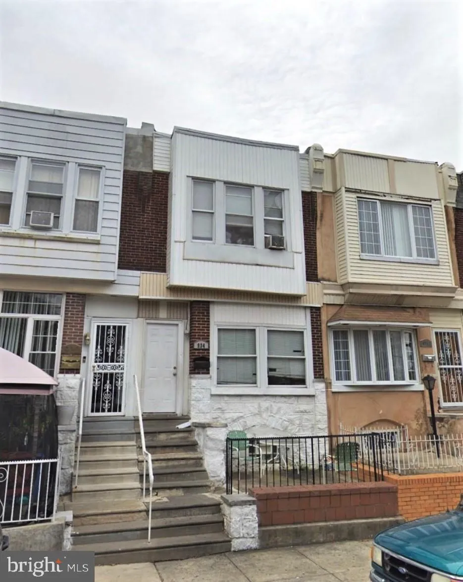934 W Rockland Street, Philadelphia, PA 19141