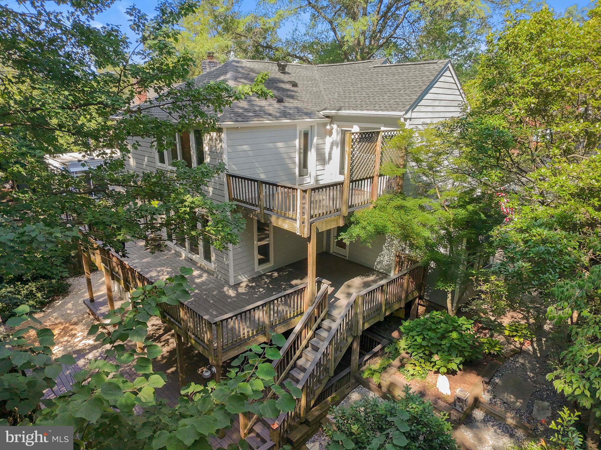 117 S ABERDEEN STREET