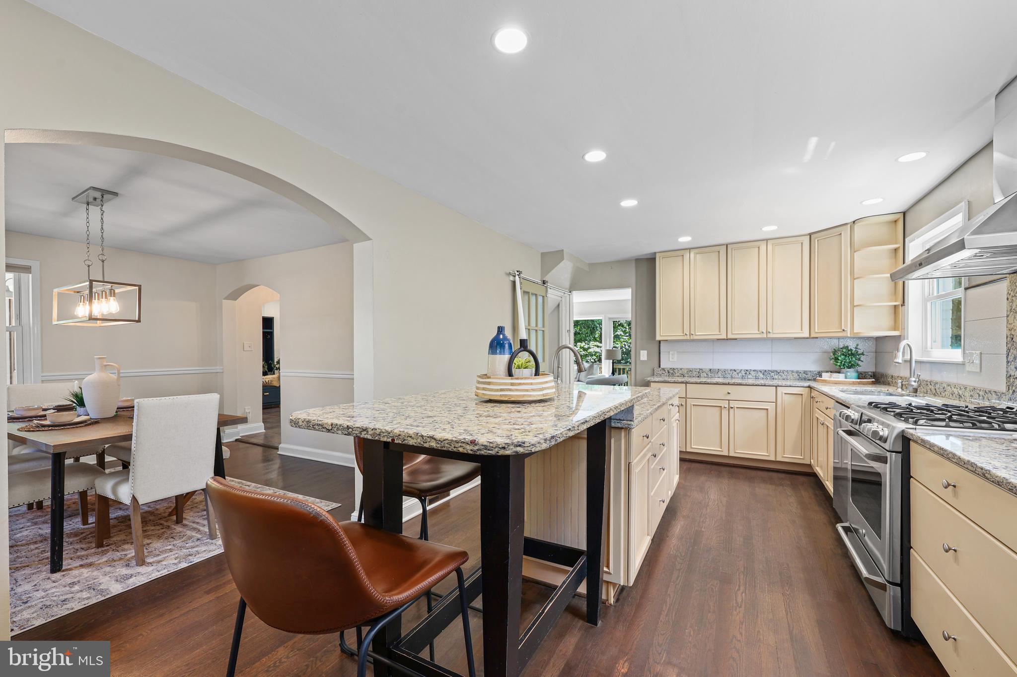 ARLINGTON FOREST - Residential