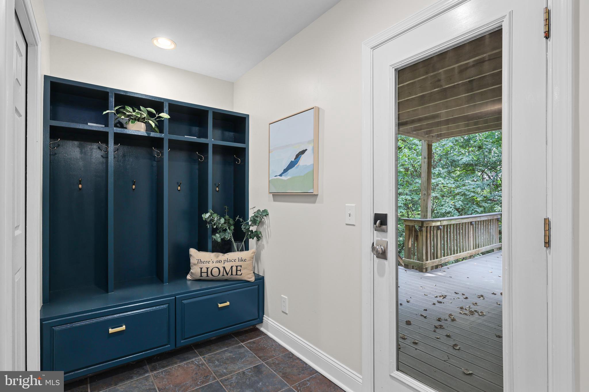 ARLINGTON FOREST - Residential