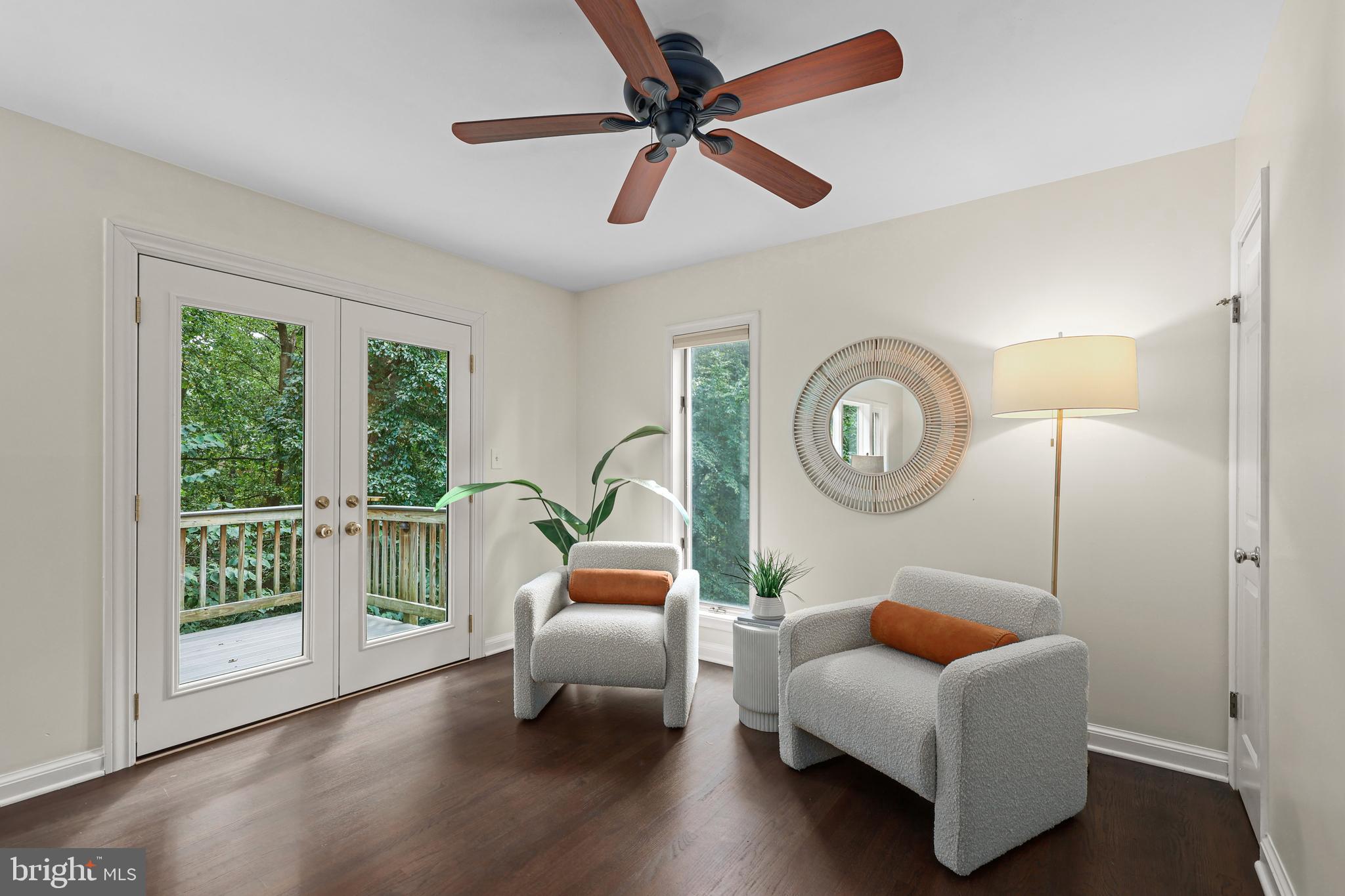 ARLINGTON FOREST - Residential