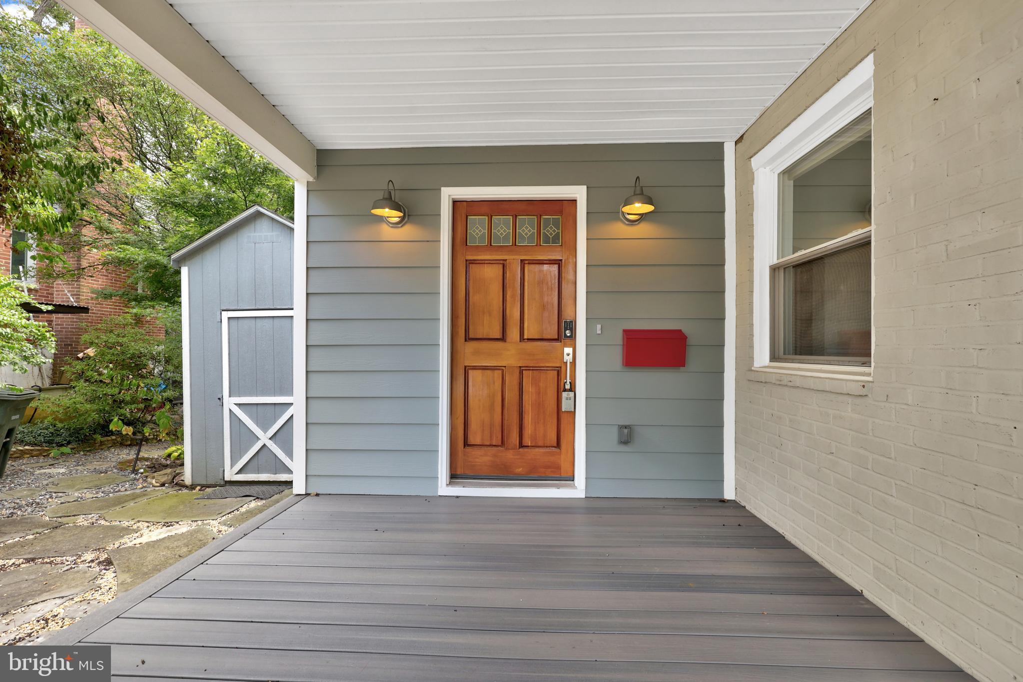 117 S ABERDEEN STREET