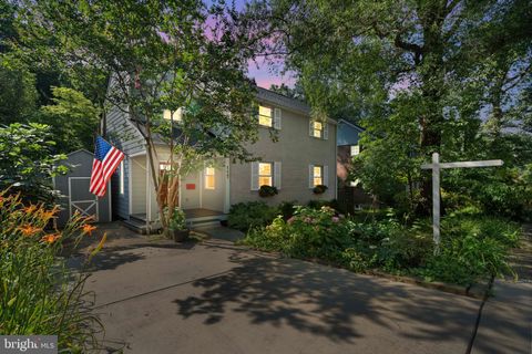 117 S ABERDEEN STREET ARLINGTON VA 22204